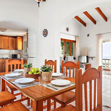 Villa Los Pinos Son Bou Bagian luar foto