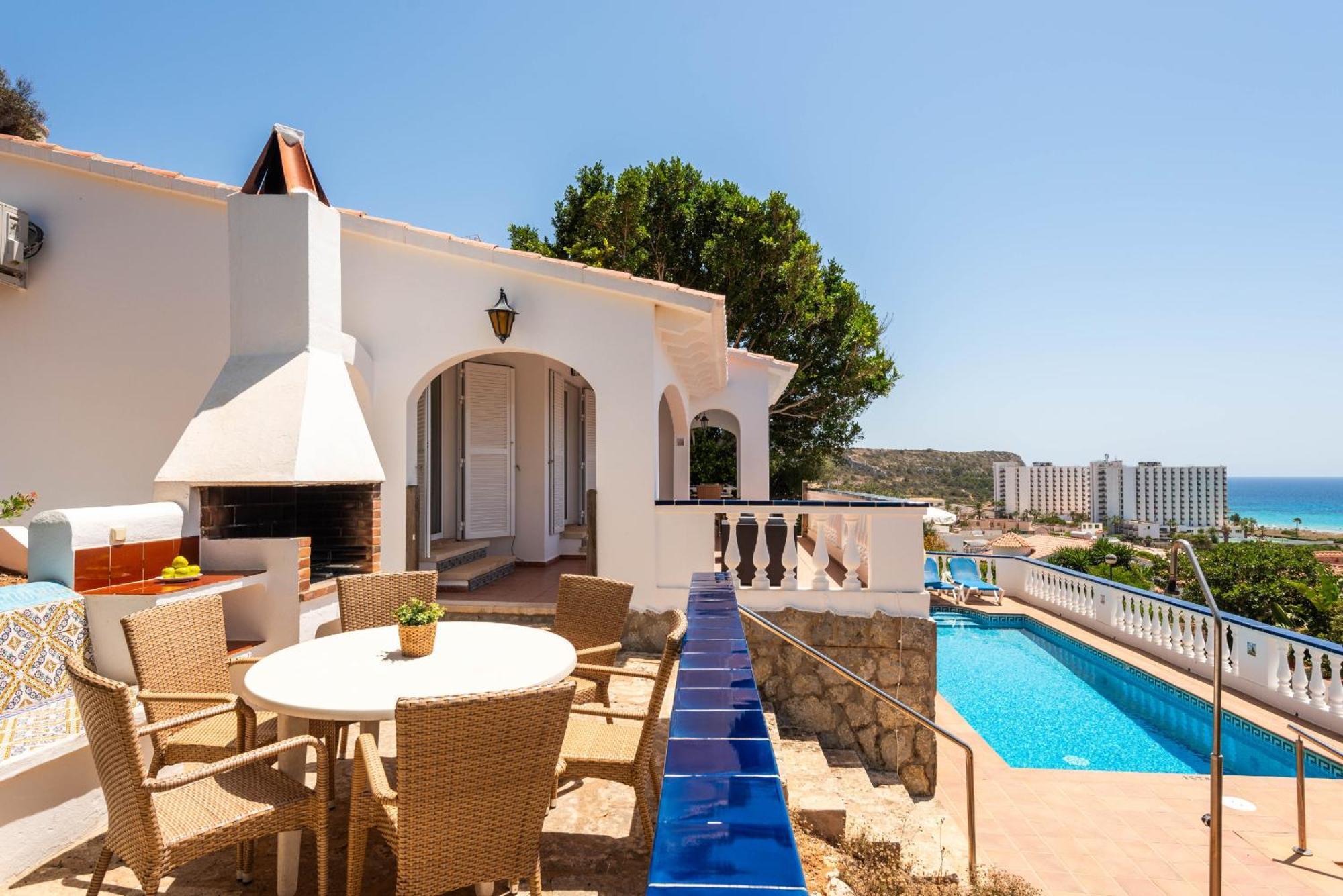 Villa Los Pinos Son Bou Bagian luar foto