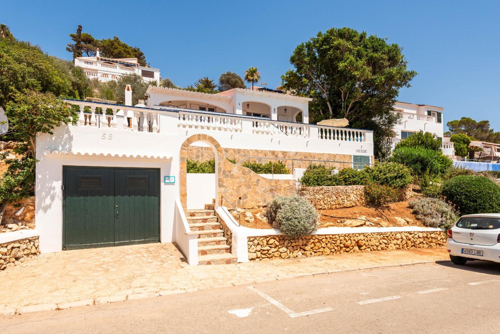 Villa Los Pinos Son Bou Bagian luar foto