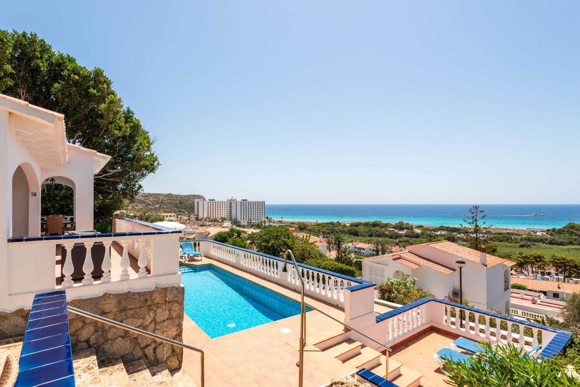 Villa Los Pinos Son Bou Bagian luar foto