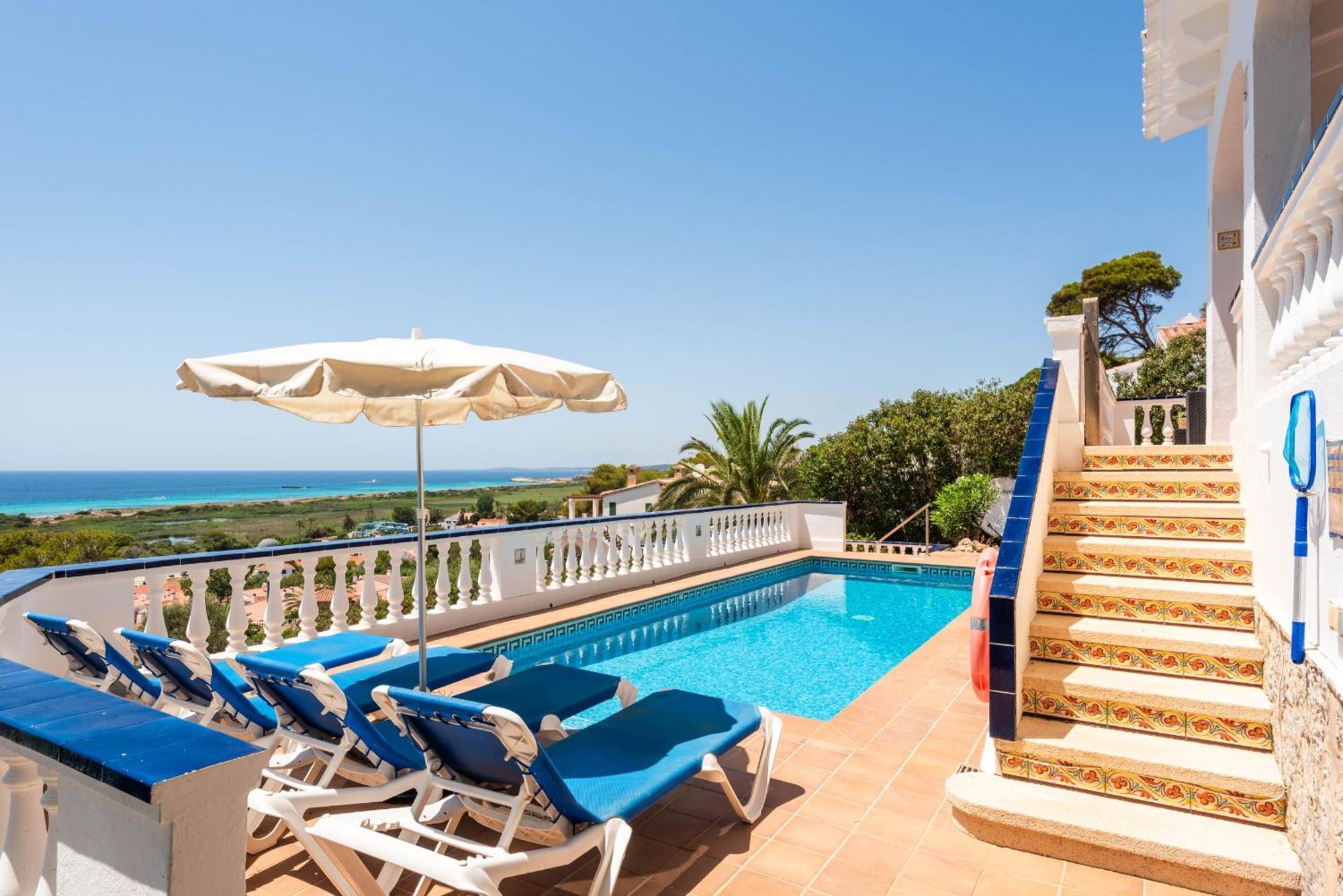Villa Los Pinos Son Bou Bagian luar foto